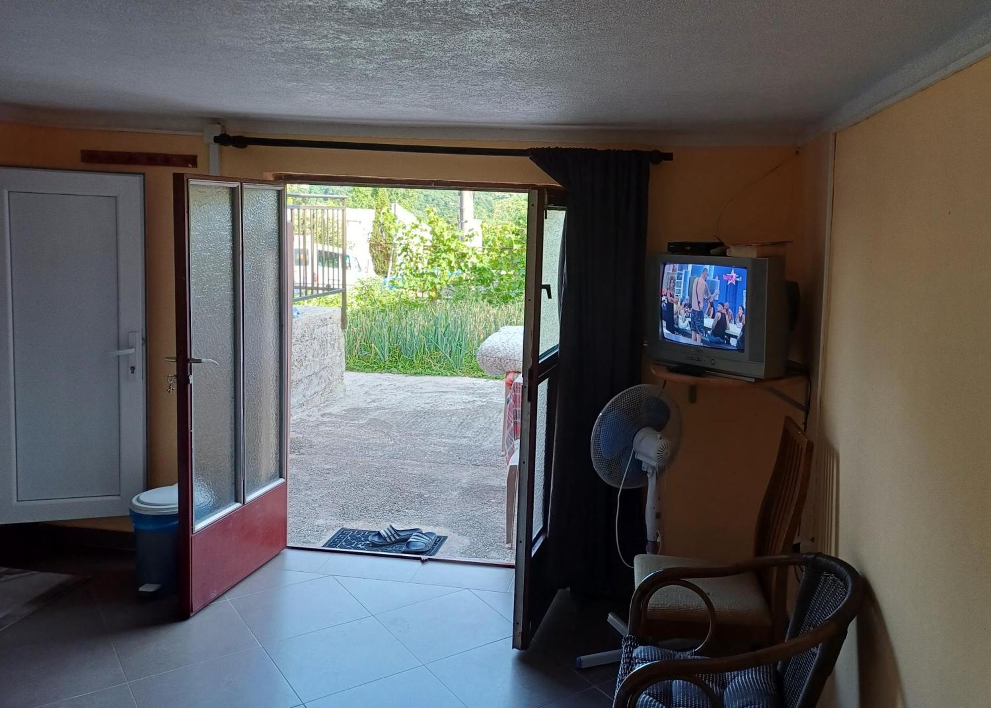 Apartman Pavle Virpazar Bagian luar foto